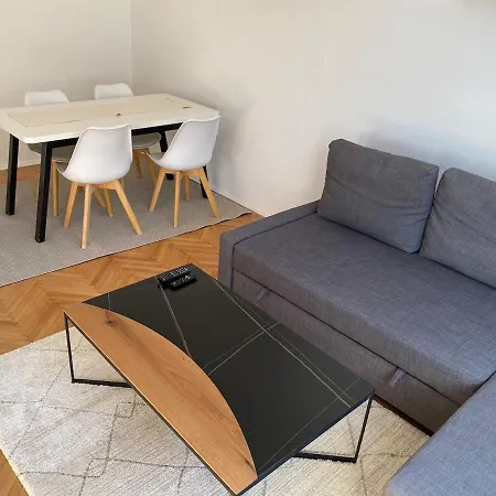 Apartment, Close To The Town Hall, Centre And Raiffeisen Sportpark Graz