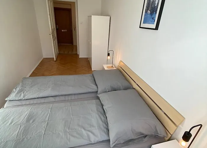 Appartement Apartment, Close To The Town Hall, Centre And Raiffeisen Sportpark *